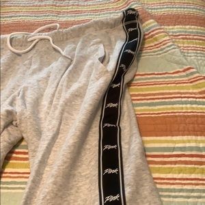 PINK Victoria's Secret Pants - Victoria’s Secret pink jogging pants PINK Victoria's Secret Pants - Victoria’s Secret pink jogging pants